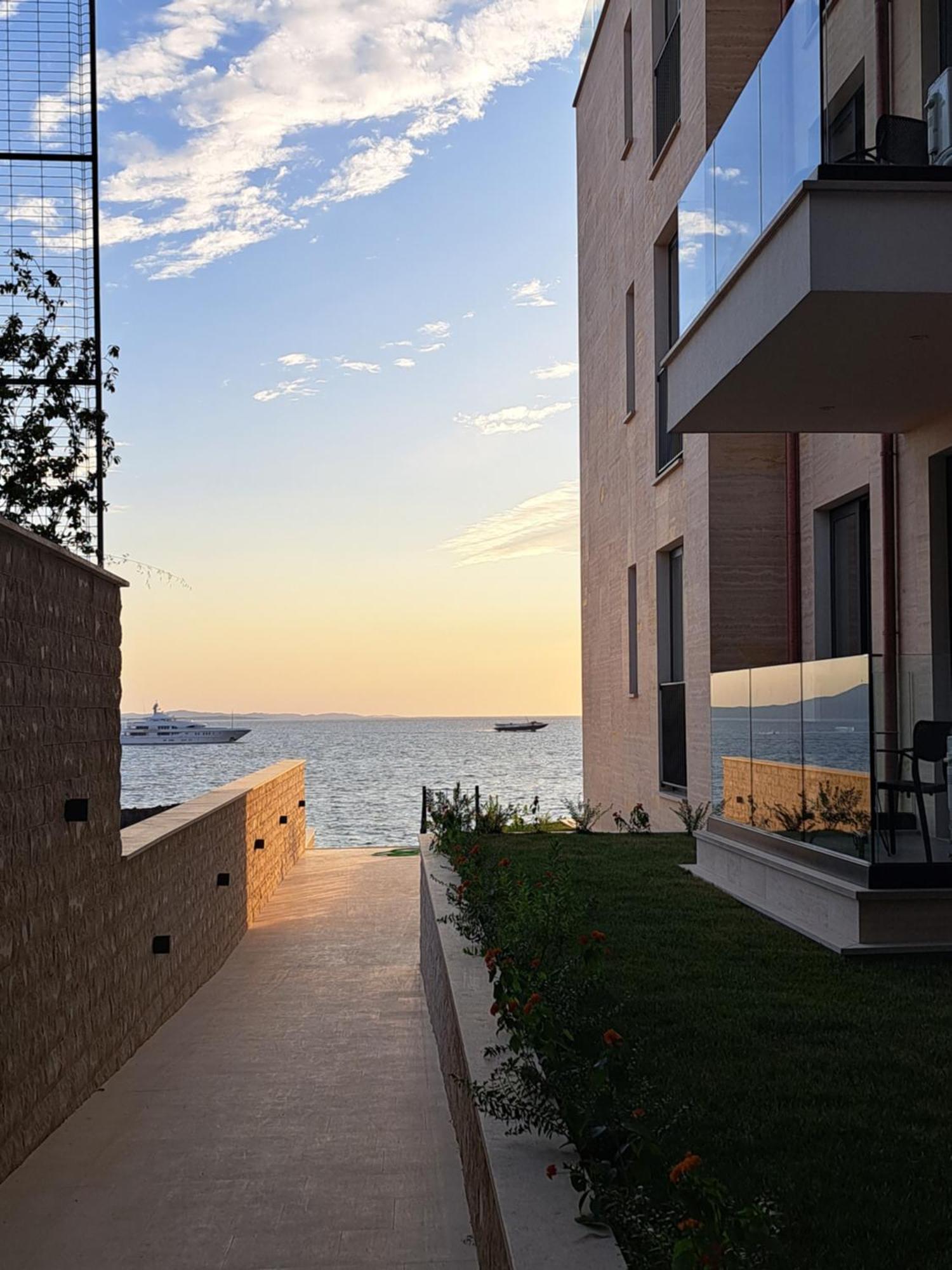 Mamani Apartments Saranda ภายนอก รูปภาพ